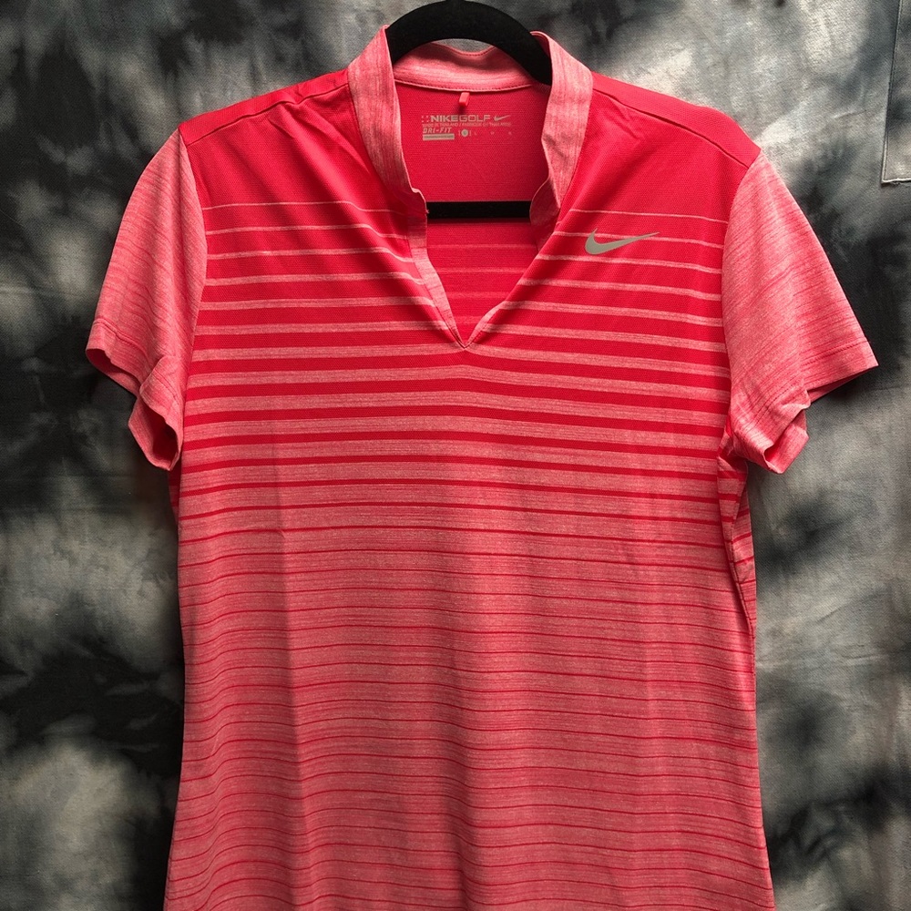NWOT Nike Golf Women’s Dri-Fit Shirt (L)